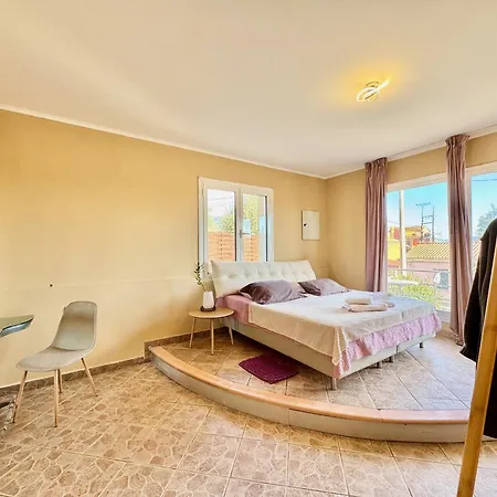 Βίλα Verve With Private Pool By Dadovillas Δασιά