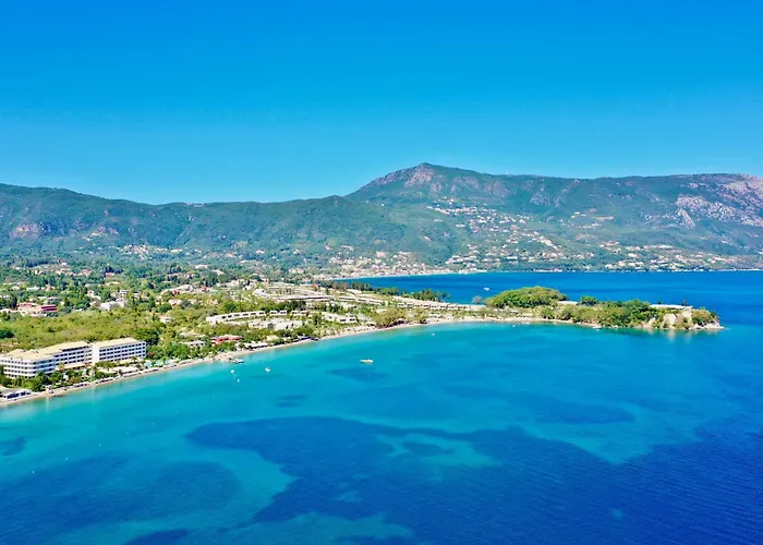Villa Verve With Private Pool By Dadovillas Dassia (Corfu)